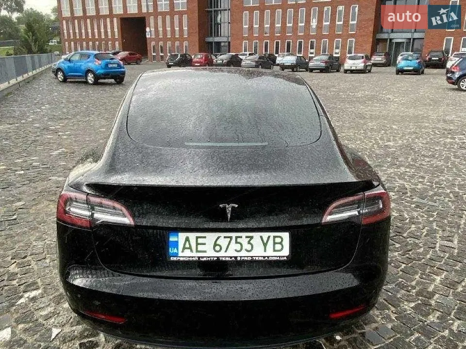 2019 Tesla Model 3 - мініатюра 4