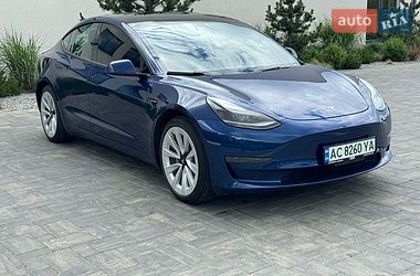 Седан Tesla Model 3 2022 в Луцке