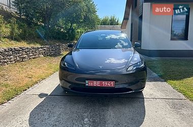 Седан Tesla Model 3 2024 в Рівному