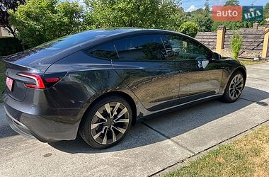 Седан Tesla Model 3 2024 в Рівному