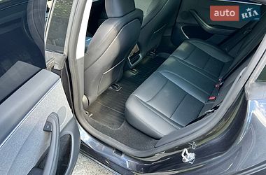 Седан Tesla Model 3 2024 в Рівному