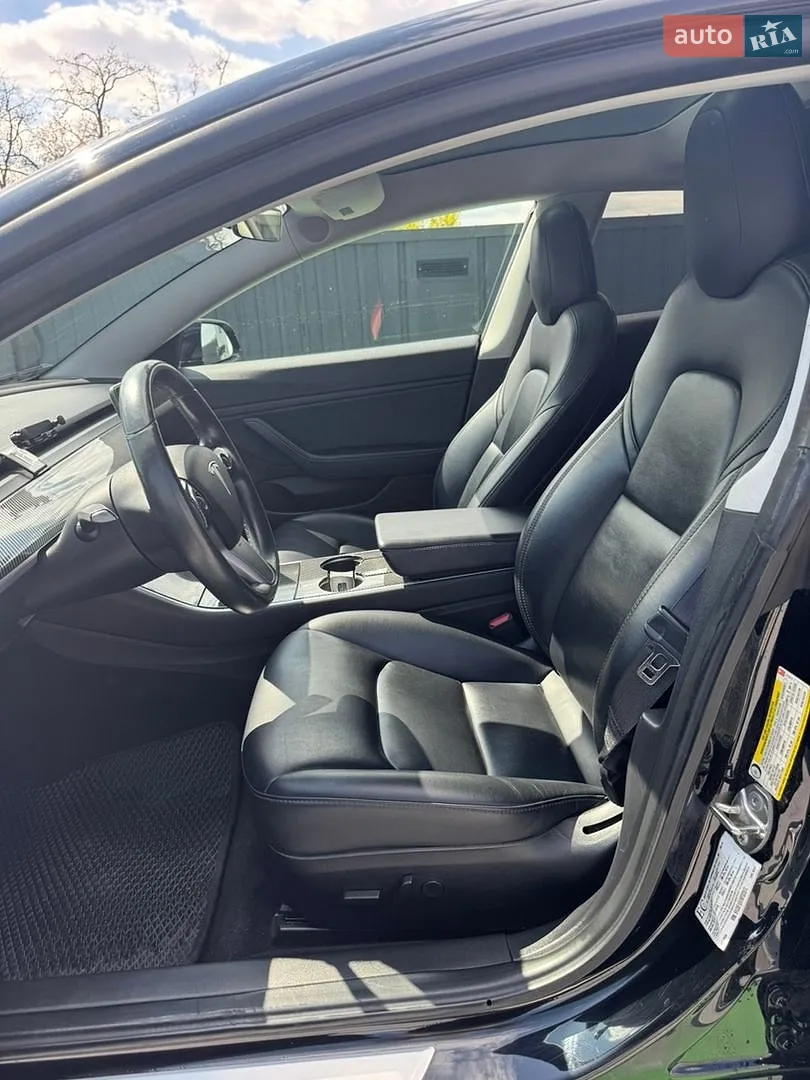 2019 Tesla Model 3 - мініатюра 11