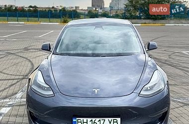 Седан Tesla Model 3 2021 в Одесі