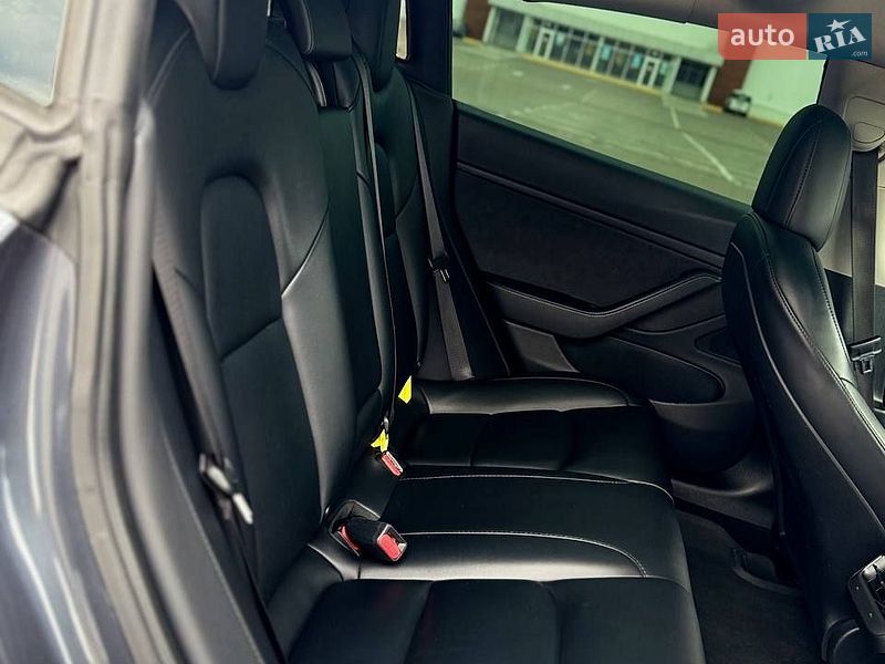 Седан Tesla Model 3 2021 в Одесі
