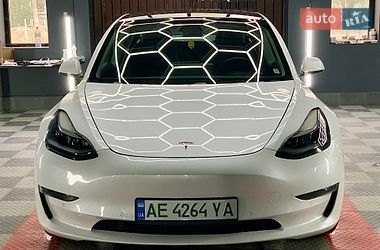 Седан Tesla Model 3 2021 в Кам'янському фото 2 Седан Tesla Model 3 2021 в Кам'янському