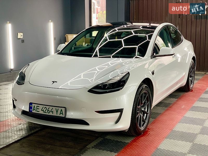 Седан Tesla Model 3 2021 в Кам'янському фото 4 Седан Tesla Model 3 2021 в Кам'янському