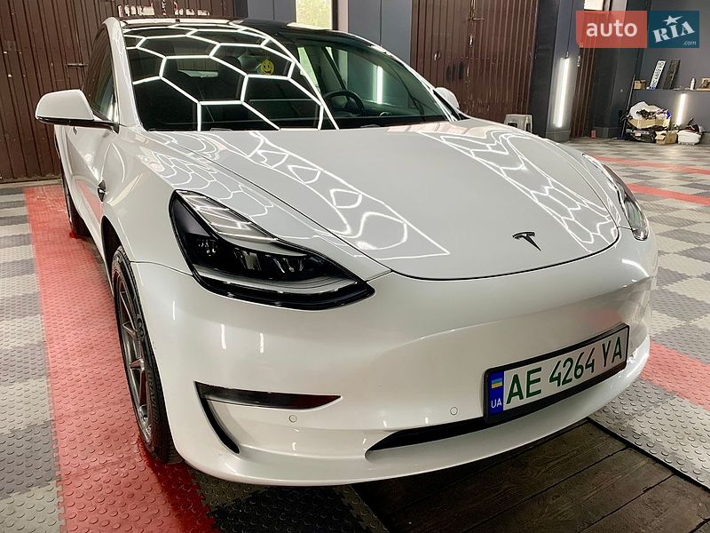 Седан Tesla Model 3 2021 в Кам'янському фото 6 Седан Tesla Model 3 2021 в Кам'янському