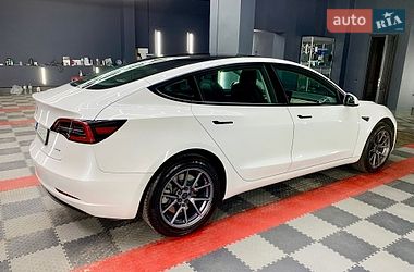 Седан Tesla Model 3 2021 в Кам'янському фото 15 Седан Tesla Model 3 2021 в Кам'янському