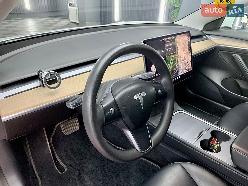 Седан Tesla Model 3 2021 в Кам'янському фото 19 Седан Tesla Model 3 2021 в Кам'янському