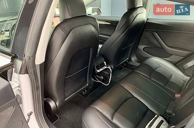 Седан Tesla Model 3 2021 в Кам'янському фото 21 Седан Tesla Model 3 2021 в Кам'янському