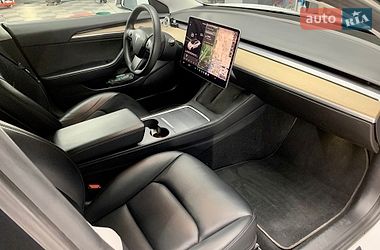Седан Tesla Model 3 2021 в Кам'янському фото 27 Седан Tesla Model 3 2021 в Кам'янському