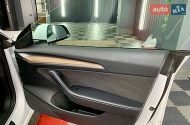 Седан Tesla Model 3 2021 в Кам'янському фото 30 Седан Tesla Model 3 2021 в Кам'янському