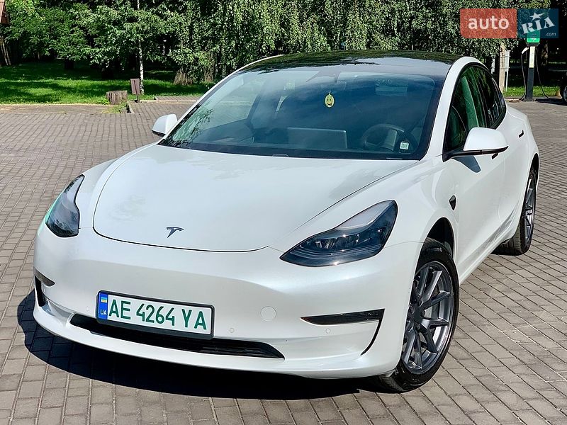 Седан Tesla Model 3 2021 в Кам'янському фото 36 Седан Tesla Model 3 2021 в Кам'янському