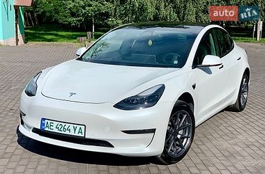 Седан Tesla Model 3 2021 в Кам'янському фото 37 Седан Tesla Model 3 2021 в Кам'янському