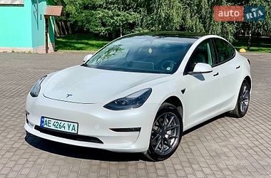 Седан Tesla Model 3 2021 в Кам'янському фото 38 Седан Tesla Model 3 2021 в Кам'янському