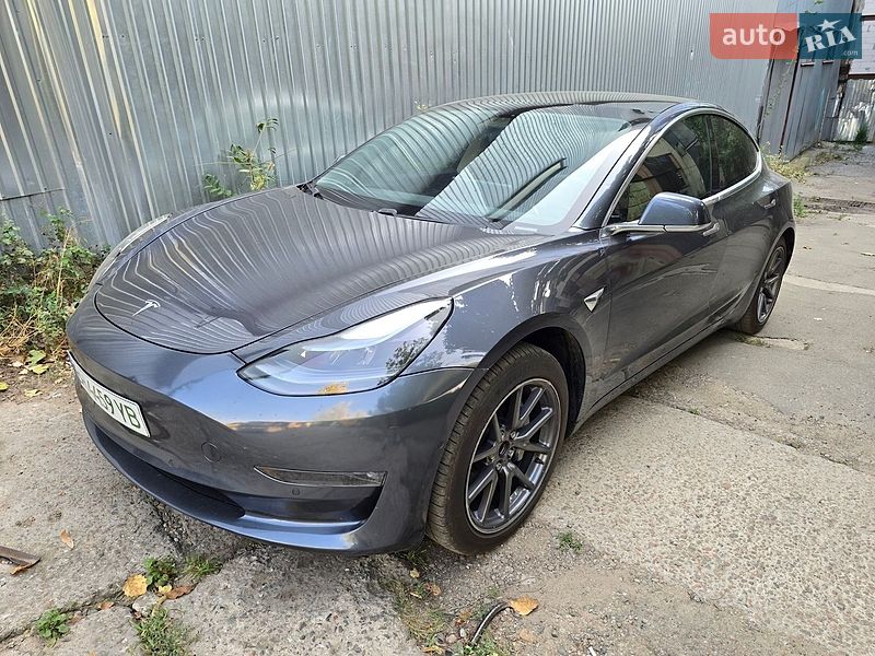 Седан Tesla Model 3 2019 в Одессе