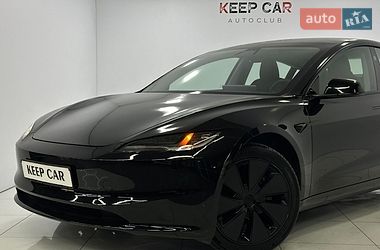 Седан Tesla Model 3 2024 в Одессе