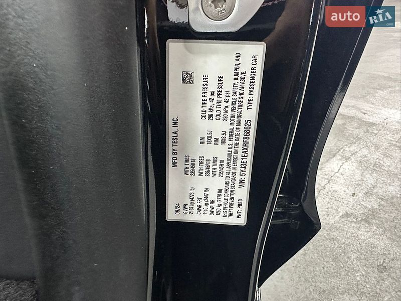 Седан Tesla Model 3 2024 в Одессе