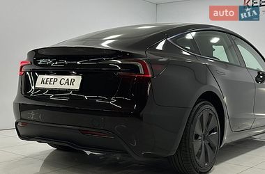 Седан Tesla Model 3 2024 в Одессе