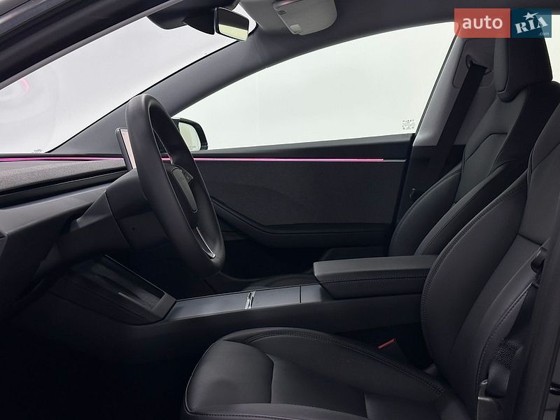 Седан Tesla Model 3 2024 в Одессе