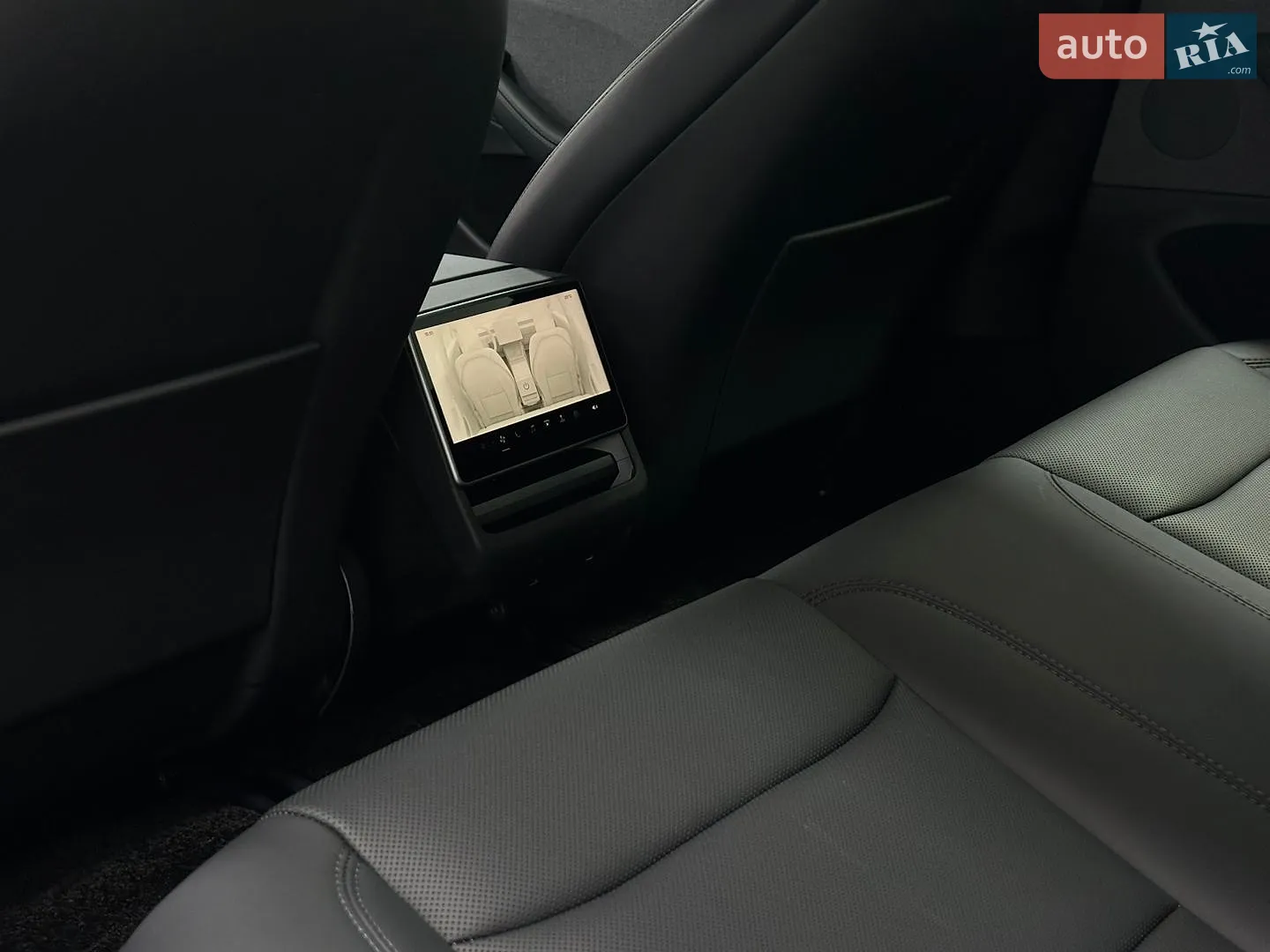 2024 Tesla Model 3 - мініатюра 36