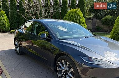 Седан Tesla Model 3 2024 в Луцке фото 2 Седан Tesla Model 3 2024 в Луцке
