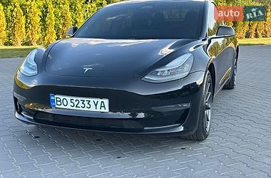 Седан Tesla Model 3 2019 в Тернополе