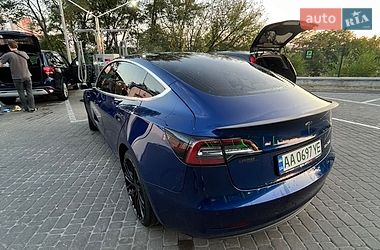 Седан Tesla Model 3 2020 в Києві фото 4 Седан Tesla Model 3 2020 в Києві