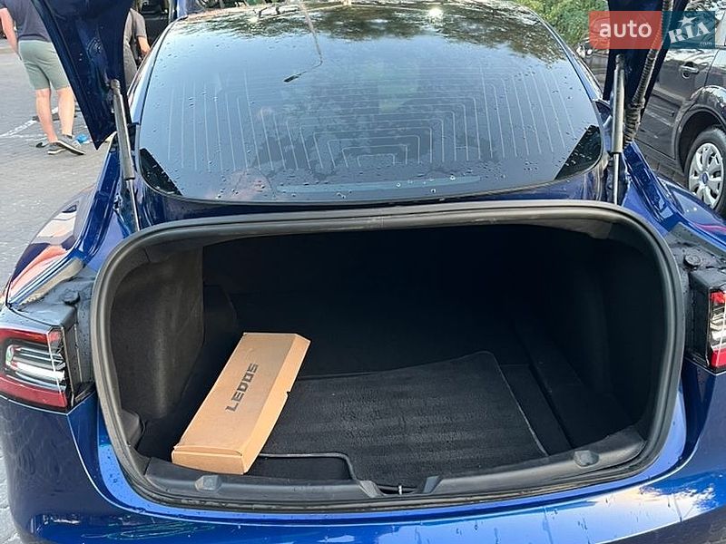 Седан Tesla Model 3 2020 в Києві фото 5 Седан Tesla Model 3 2020 в Києві
