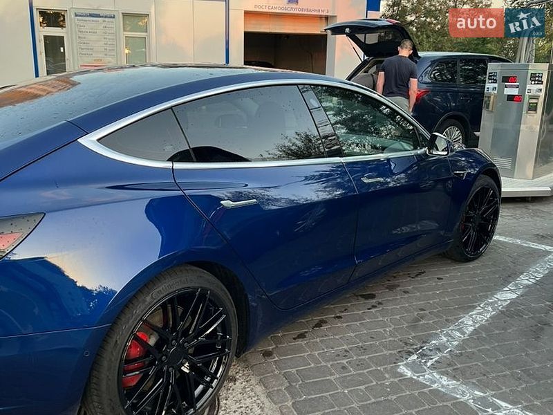 Седан Tesla Model 3 2020 в Києві фото 8 Седан Tesla Model 3 2020 в Києві