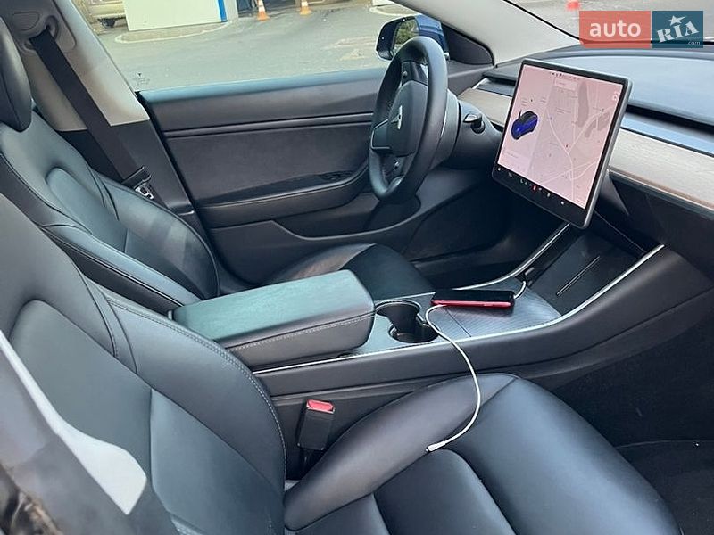 Седан Tesla Model 3 2020 в Києві фото 9 Седан Tesla Model 3 2020 в Києві