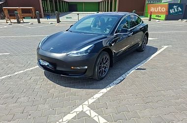 Седан Tesla Model 3 2019 в Вознесенську