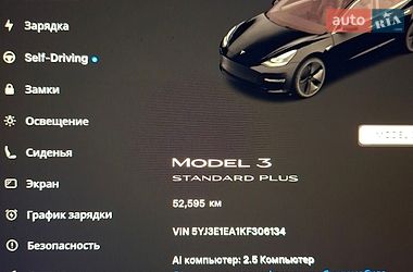 Седан Tesla Model 3 2019 в Вознесенську