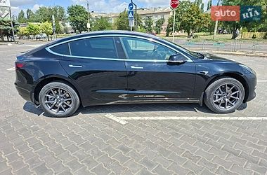 Седан Tesla Model 3 2019 в Вознесенську