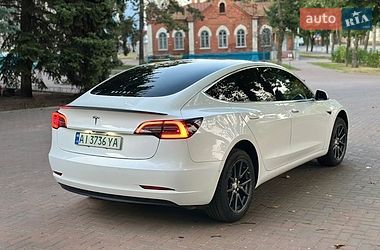 Седан Tesla Model 3 2019 в Сумах