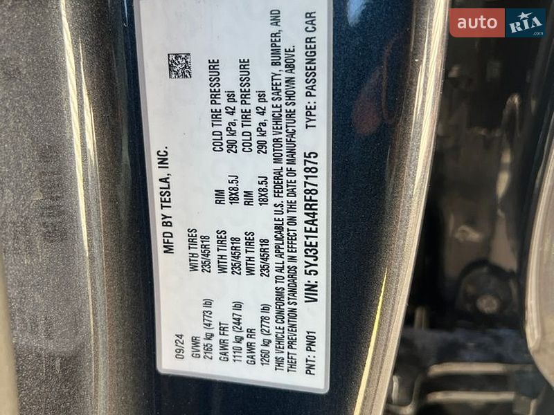 Седан Tesla Model 3 2024 в Рівному