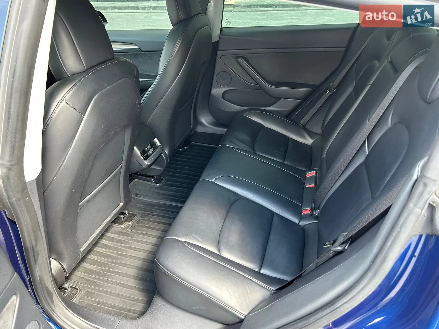 2022 Tesla Model 3 - мініатюра 15