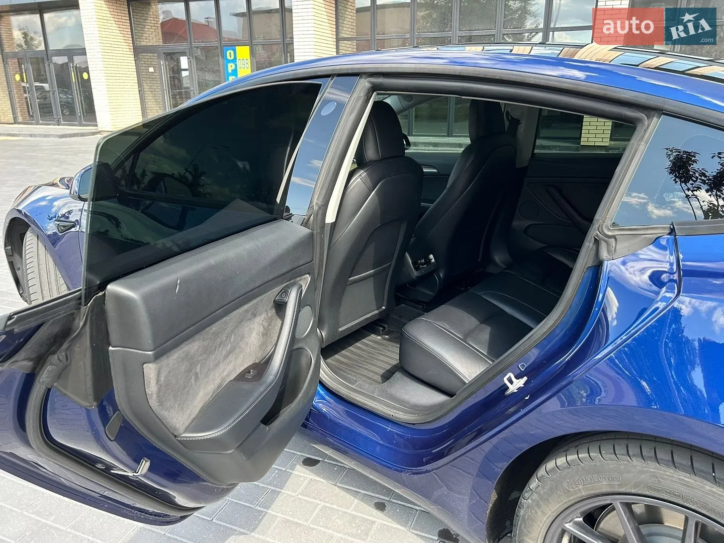 2022 Tesla Model 3 - мініатюра 16