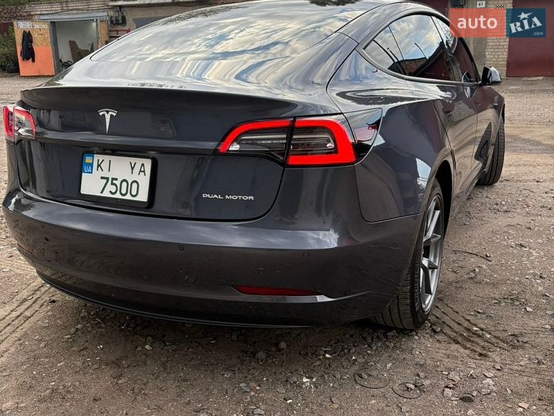 Седан Tesla Model 3 2021 в Белой Церкви