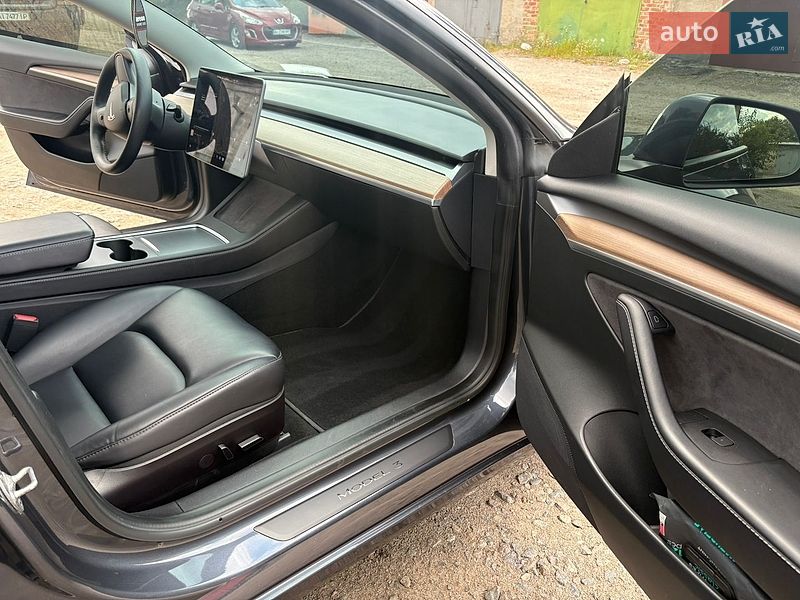 Седан Tesla Model 3 2021 в Белой Церкви