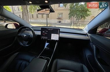 Седан Tesla Model 3 2018 в Николаеве