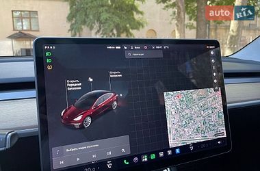 Седан Tesla Model 3 2018 в Николаеве