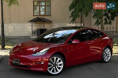 Седан Tesla Model 3 2018 в Миколаєві