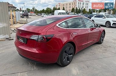 Седан Tesla Model 3 2018 в Львові