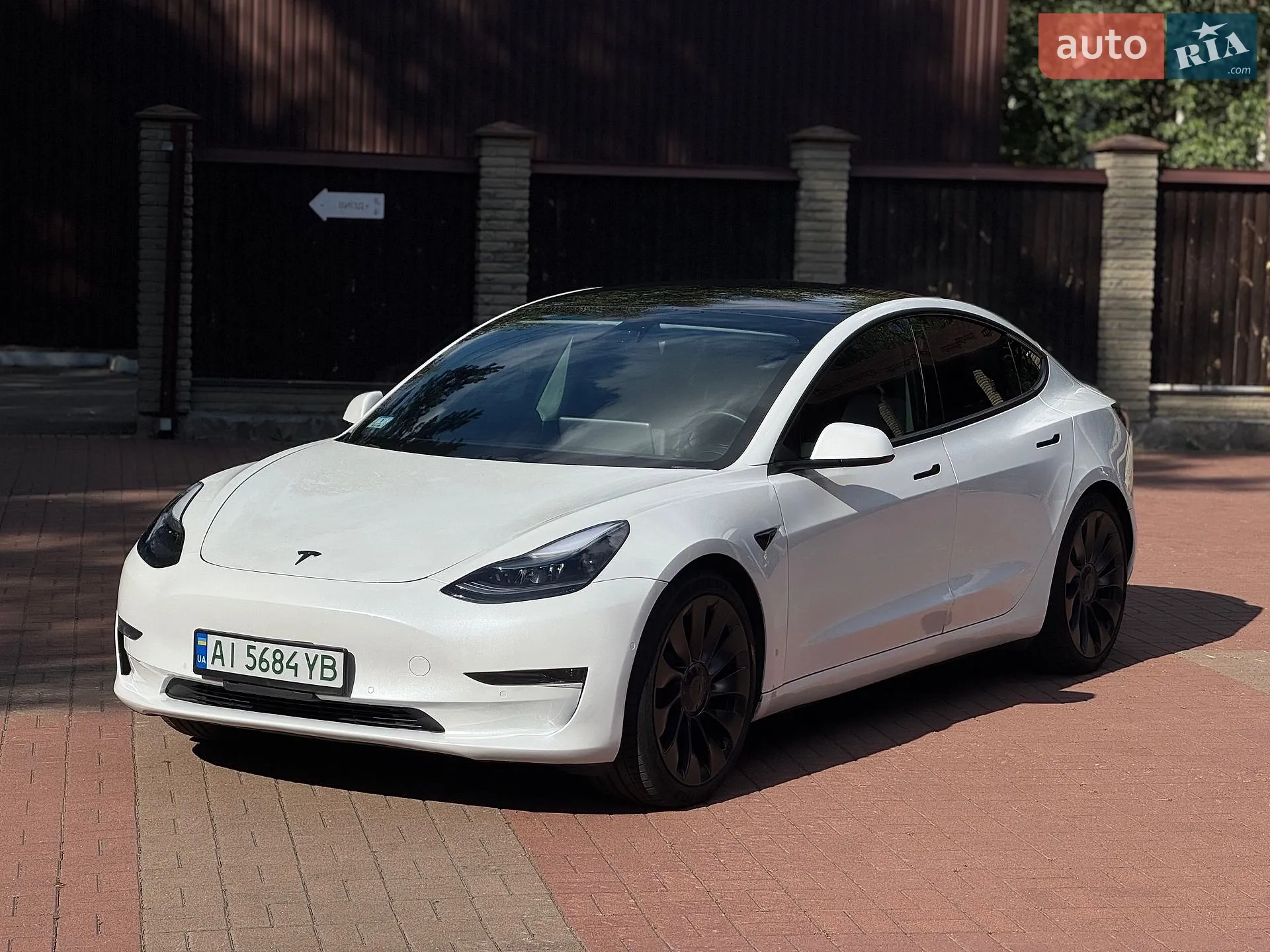 2021 Tesla Model 3 - фото 1