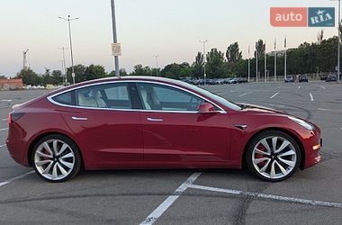 tesla model-3 2018 в Днепр (Днепропетровск) от профессионального продавца Евгений