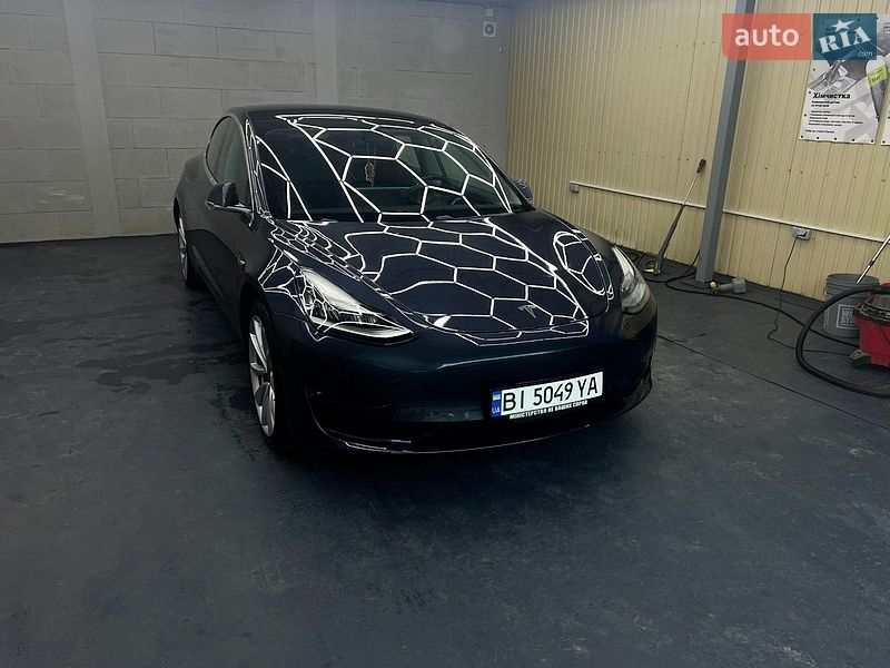 Tesla Model 3 2018 Tesla Model 3 2018