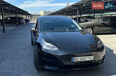 Седан Tesla Model 3 2019 в Одессе