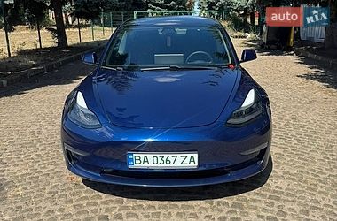 Седан Tesla Model 3 2021 в Кропивницком