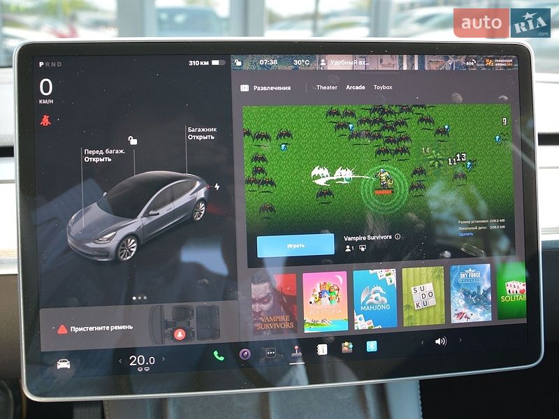 Седан Tesla Model 3 2023 в Києві